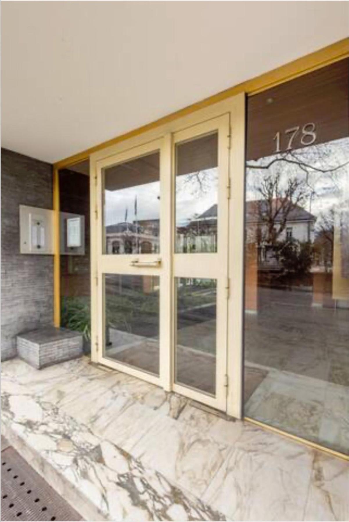 Logement Autour De Moi * * * * * Chambery Exterior photo